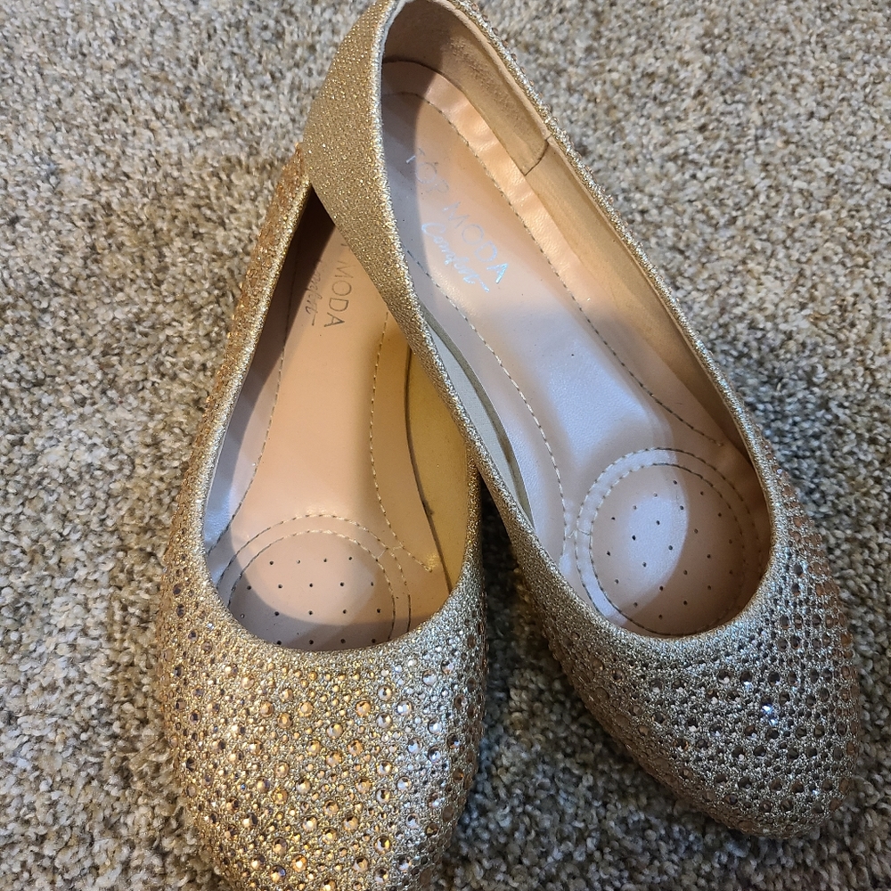 Rose gold flats
